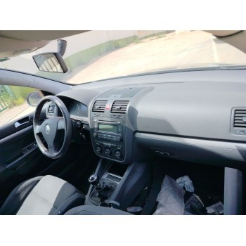 volkswagen golf v (1k1) del año 2004