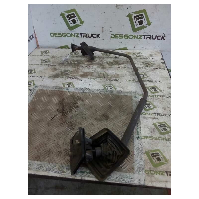 Recambio de brazo retrovisor izquierdo para iveco eurocargo 5.9 diesel referencia OEM IAM   