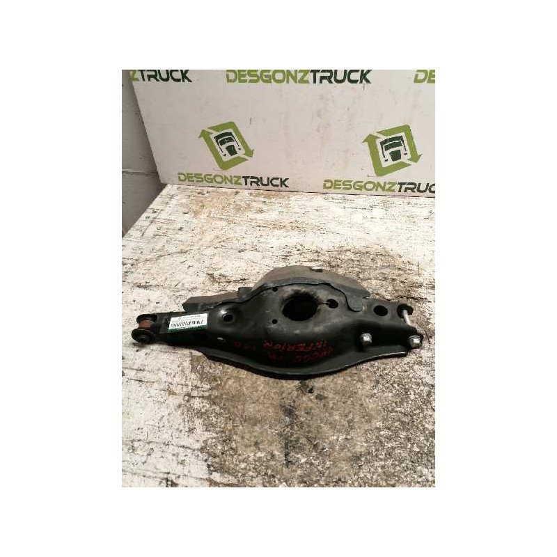 Recambio de brazo suspension inferior trasero izquierdo para toyota auris live referencia OEM IAM   