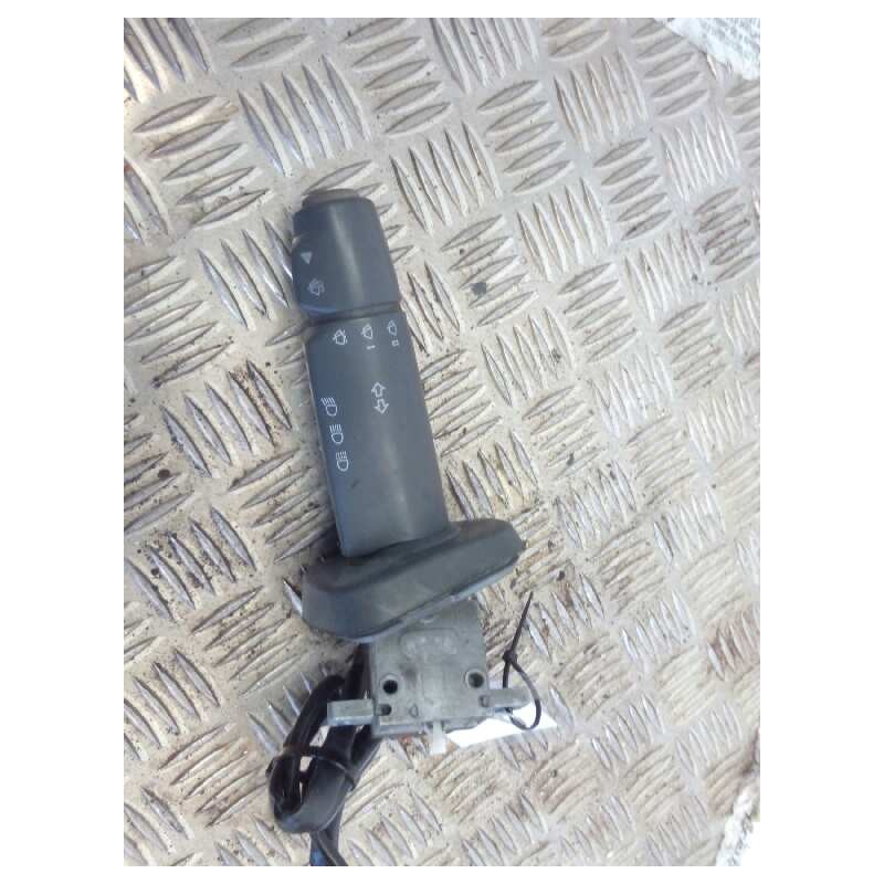 Recambio de mando intermitentes para man tg - a 18.xxx fg / bb   (e3/e4) l referencia OEM IAM 81255090123  