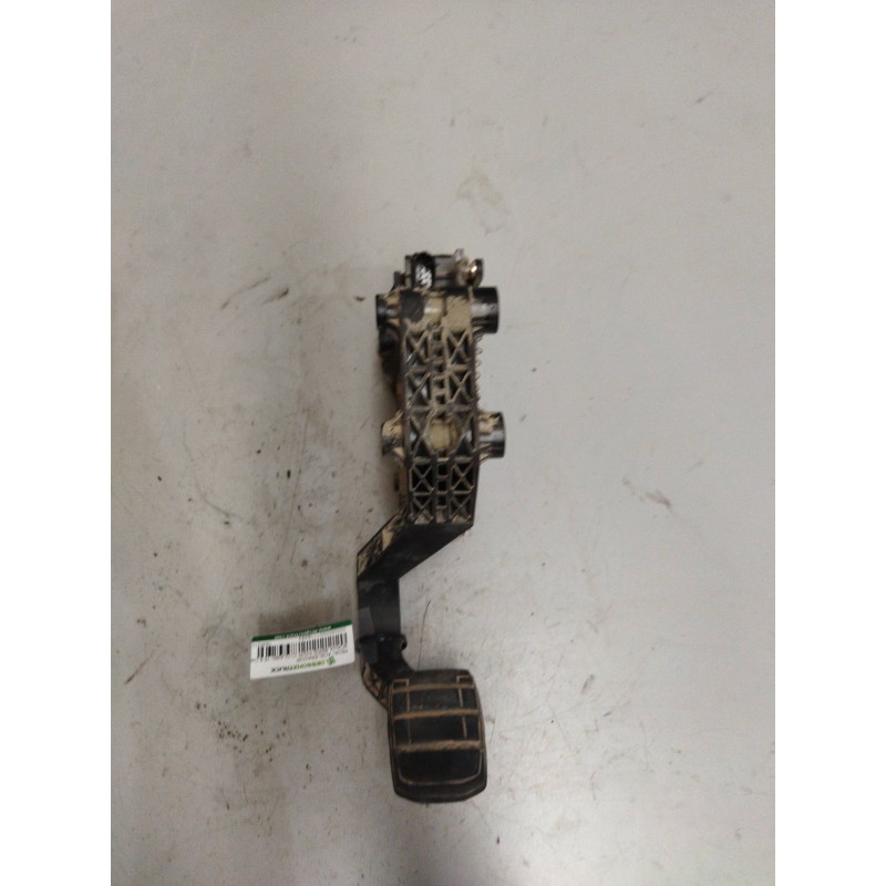 Recambio de pedal acelerador para scania serie p/g/r (c-clase) 15.6 diesel referencia OEM IAM 1935310  