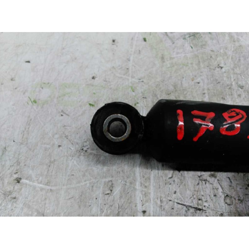 Recambio de amortiguador trasero derecho para peugeot 205 berlina xad / xad multi referencia OEM IAM - Rojo 3