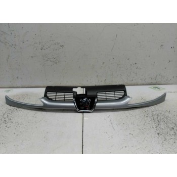 Recambio de rejilla delantera central para peugeot 206 berlina look referencia OEM IAM   