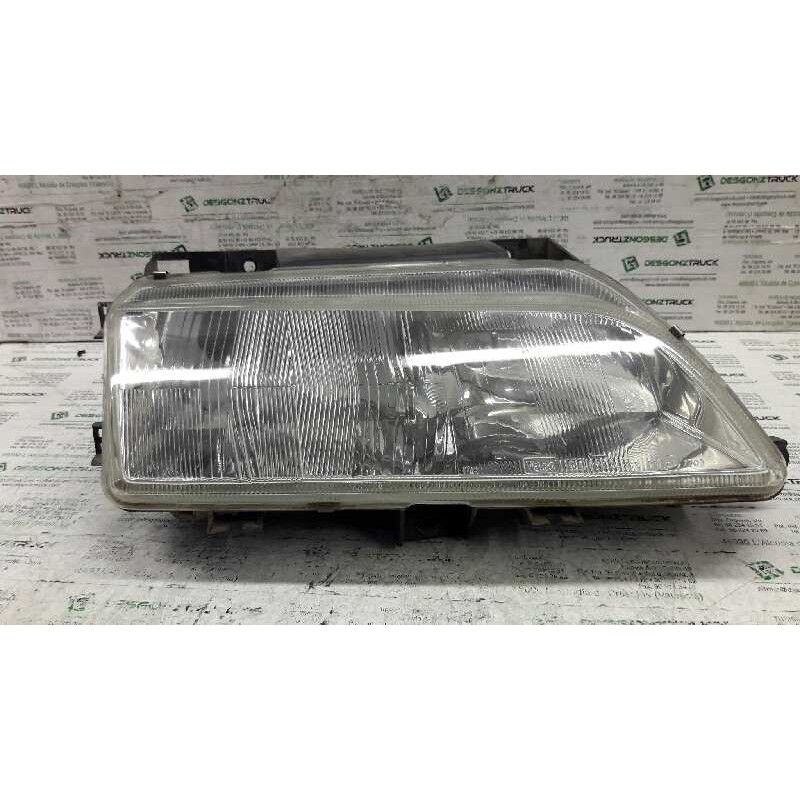 Recambio de faro derecho para citroën xantia berlina 1.6 sx referencia OEM IAM 88205034  