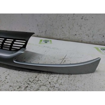 Recambio de rejilla delantera central para peugeot 206 berlina look referencia OEM IAM   