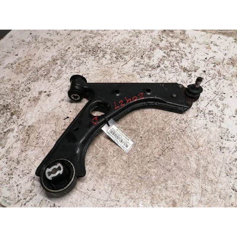 Recambio de brazo suspension inferior delantero derecho para peugeot bipper básico referencia OEM IAM   