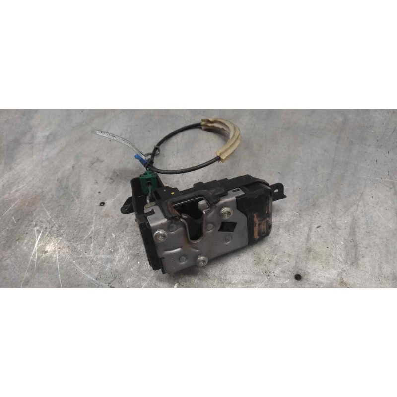 Recambio de cerradura puerta delantera derecha para opel zafira b cosmo referencia OEM IAM 13210749 4 PINS 