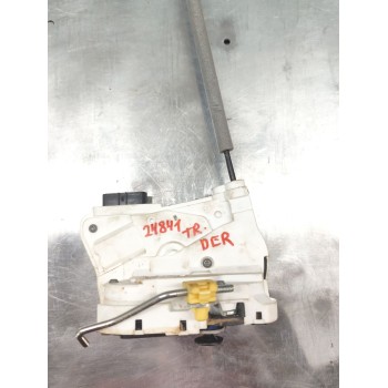 Recambio de cerradura puerta trasera izquierda para mg zs suv (azs1) 1.5 vti referencia OEM IAM 10845782  