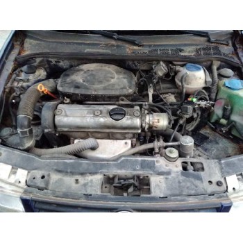 volkswagen polo berlina (6n1) del año 1999
