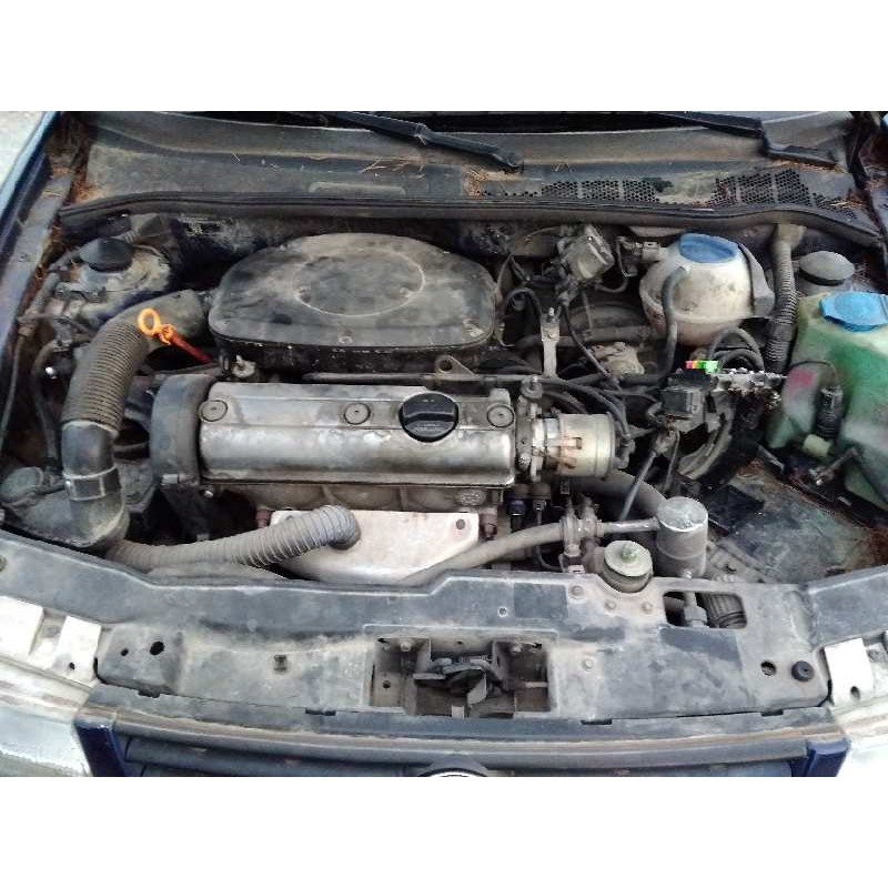 volkswagen polo berlina (6n1) del año 1999