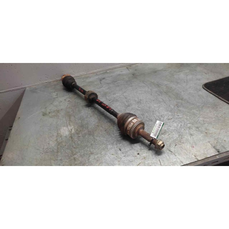 Recambio de transmision delantera derecha para nissan almera tino (v10m) elegance referencia OEM IAM  27CM MANGUETA 26CM CAMBIO