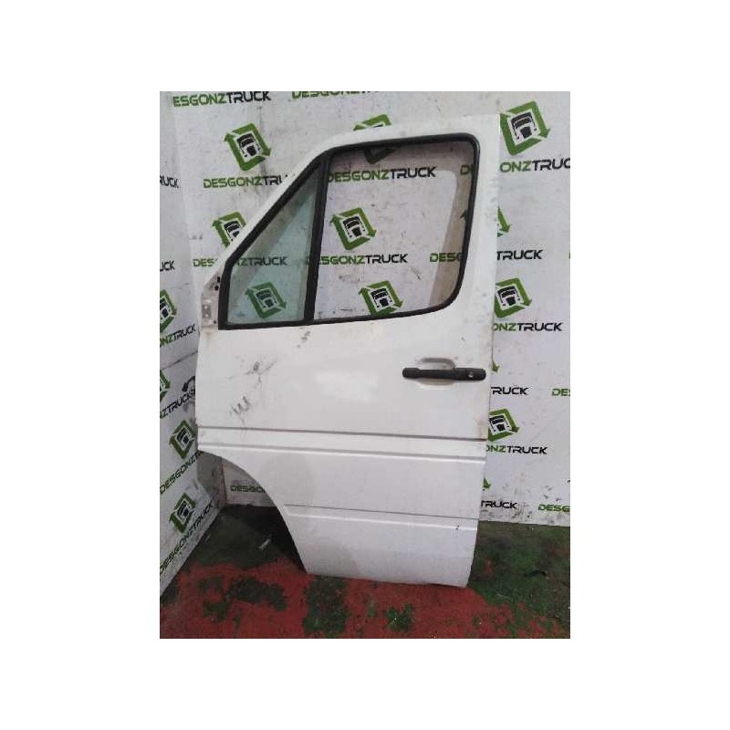 Recambio de puerta delantera izquierda para mercedes-benz sprinter 02.00  caja cerrada 413 cdi (904.662) referencia OEM IAM   