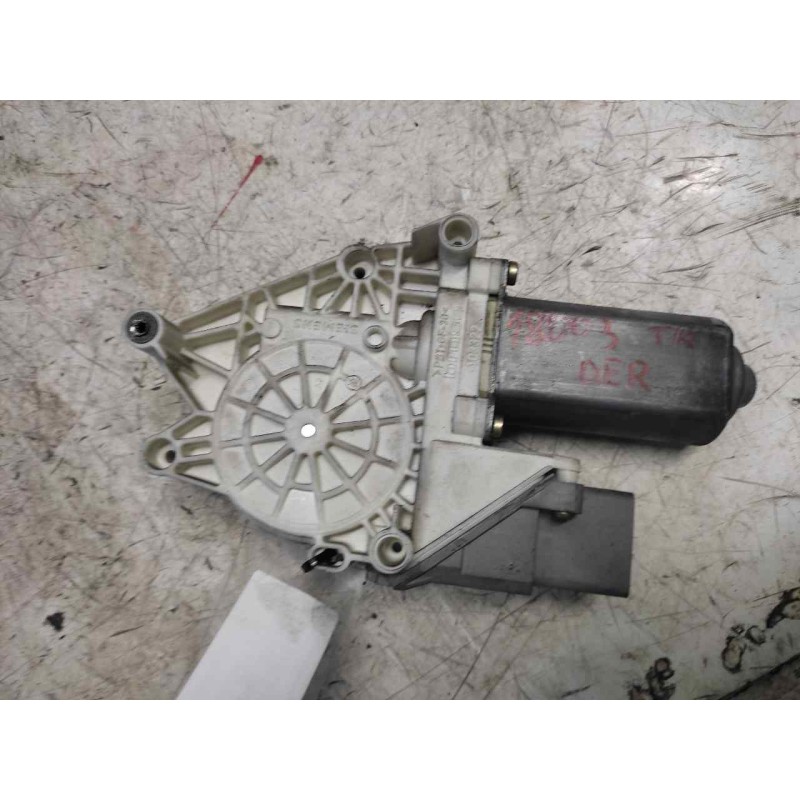 Recambio de motor elevalunas trasero derecho para citroën c5 berlina 2.0 hdi sx referencia OEM IAM 9632533380 6 PINS - Azul