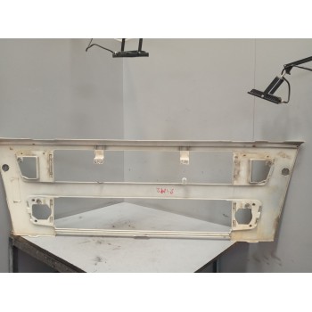 Recambio de molduras delanteras para volvo fh xxx 12.8 diesel referencia OEM IAM 20516774  