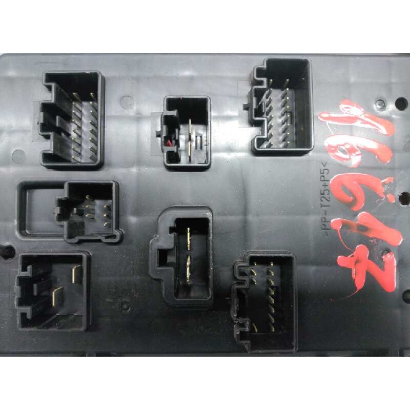 Recambio de caja reles / fusibles para ford mondeo berlina (ge) ghia referencia OEM IAM 1121718 1121718 - Gris 3