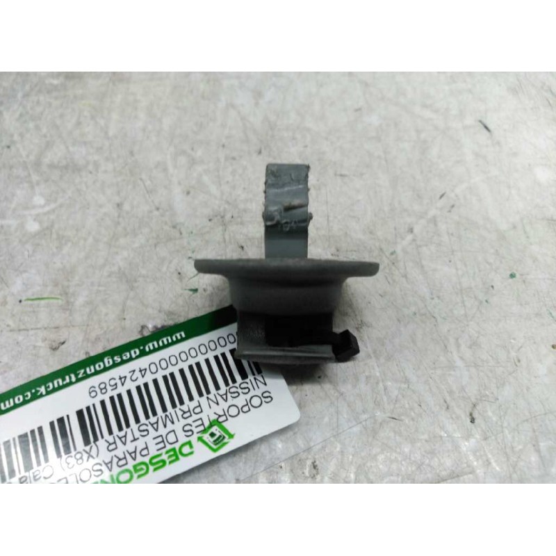 Recambio de soportes de parasoles para nissan primastar (x83) caja cerrada batalla corta 2,7t referencia OEM IAM   