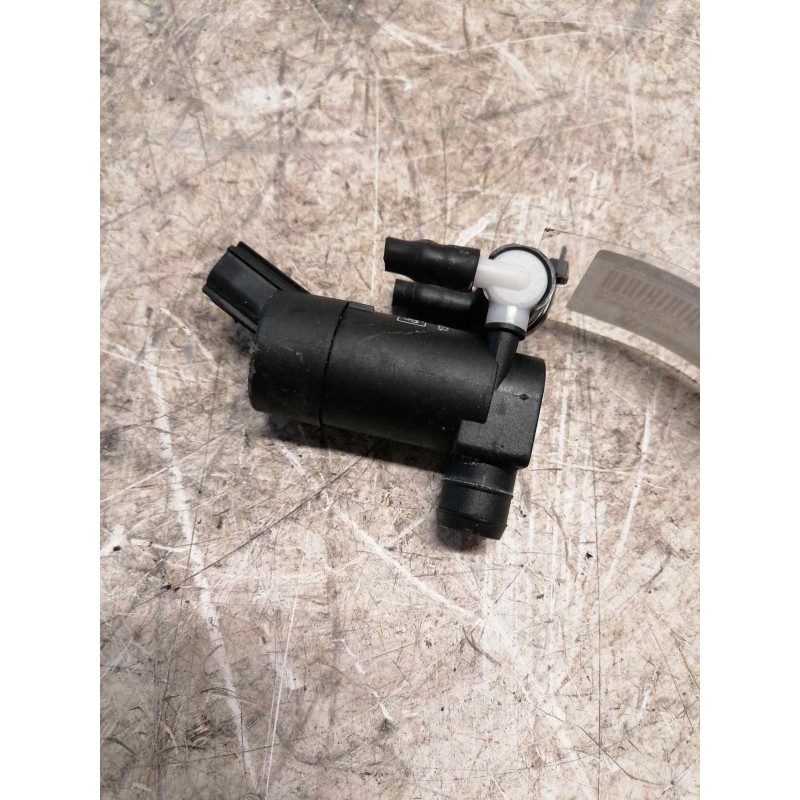 Recambio de bomba limpia para ford focus lim. (cb4) titanium referencia OEM IAM 1S7117K624FE 2 PINS - Blanco 2