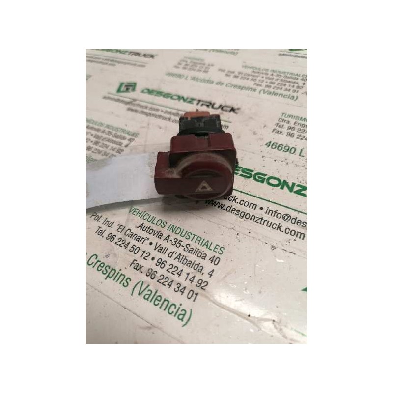 Recambio de warning para citroën c4 berlina sx referencia OEM IAM 96480877KR 3 PINS 