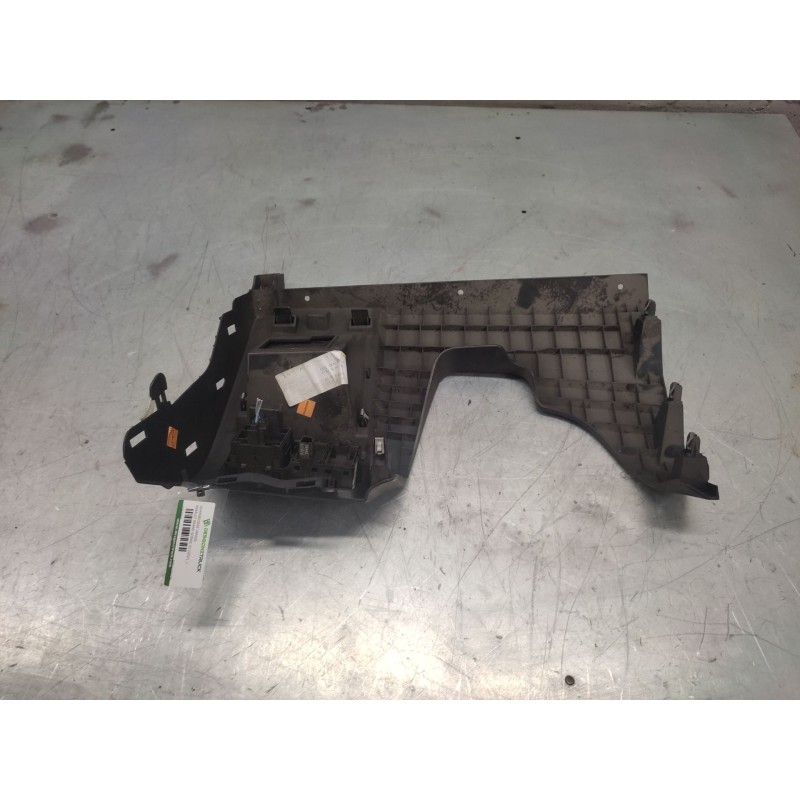 Recambio de guarnecidos varios para renault grand scénic iii (jz0/1_) 1.5 dci referencia OEM IAM 689210017R - Granate 2