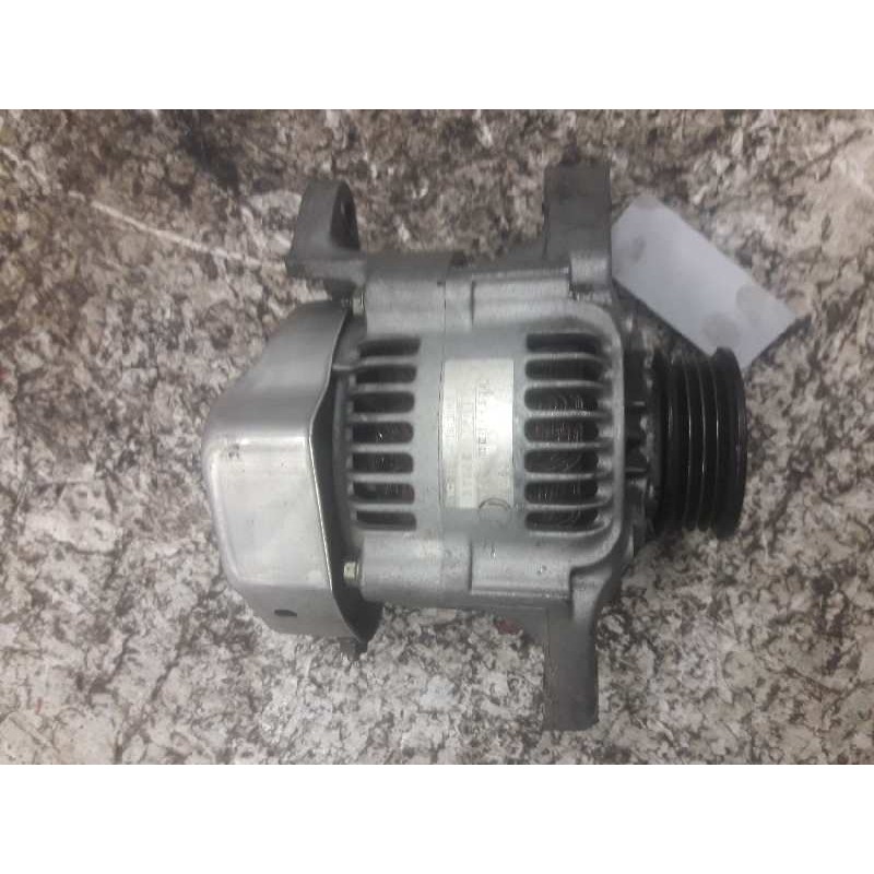 Recambio de alternador para suzuki swift sf berlina (ea) gl referencia OEM IAM 314008651 DENSO 3