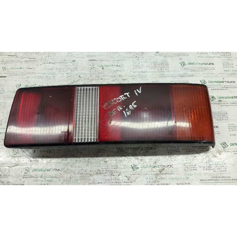Recambio de piloto trasero derecho para ford escort berl./turn./cab./express 1.6 escort cabrio referencia OEM IAM