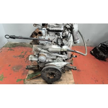 Recambio de motor completo para iveco andecar iv 3 referencia OEM IAM F4AE0681B  