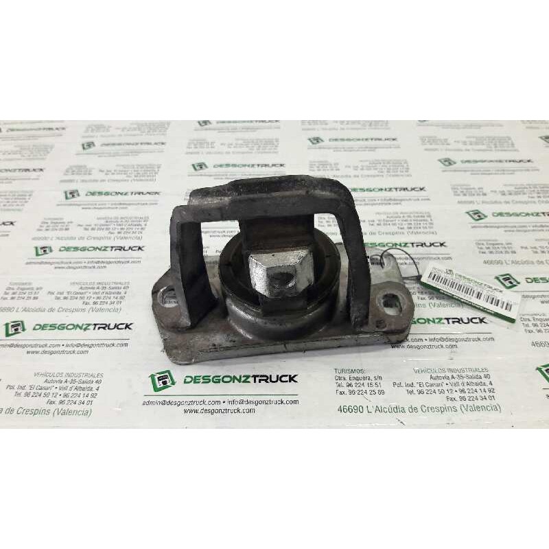 Recambio de soporte motor derecho para opel vivaro combi 2.7t corto referencia OEM IAM  001204453 