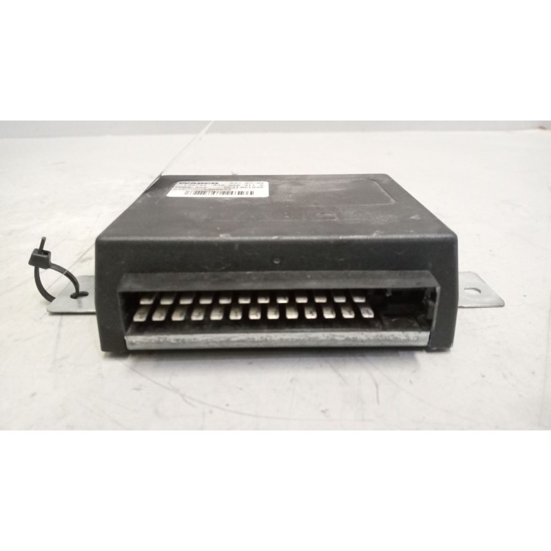 Recambio de modulo electronico para renault hr .18/26 premium 01 referencia OEM IAM 1380874  4460553110 - Blanco 3