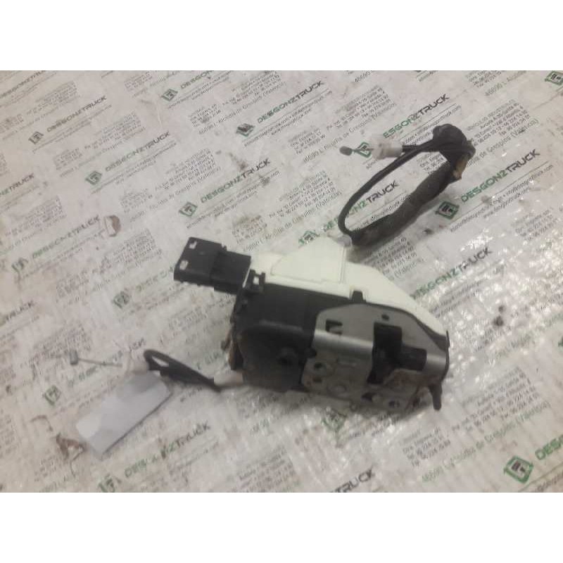 Recambio de cerradura puerta delantera derecha para peugeot 308 confort referencia OEM IAM 567147 6 PINS 