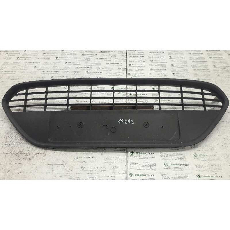 Recambio de rejilla delantera central para ford focus lim. (cb4) titanium referencia OEM IAM 8M5117968 BAJO MATRICULA 