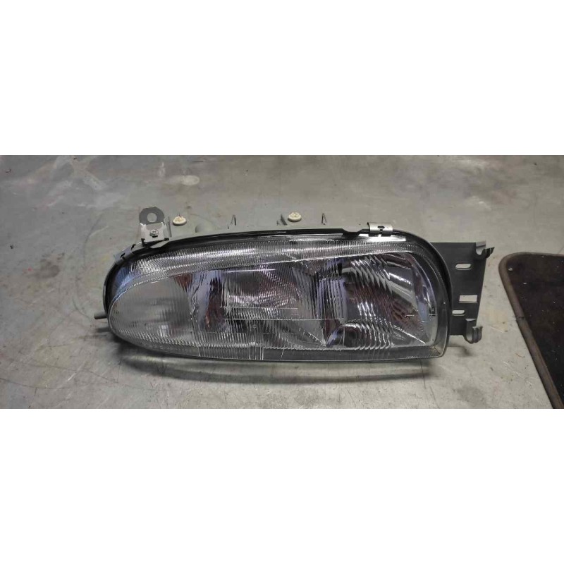 Recambio de faro derecho para ford fiesta berlina básico referencia OEM IAM  NUEVO 