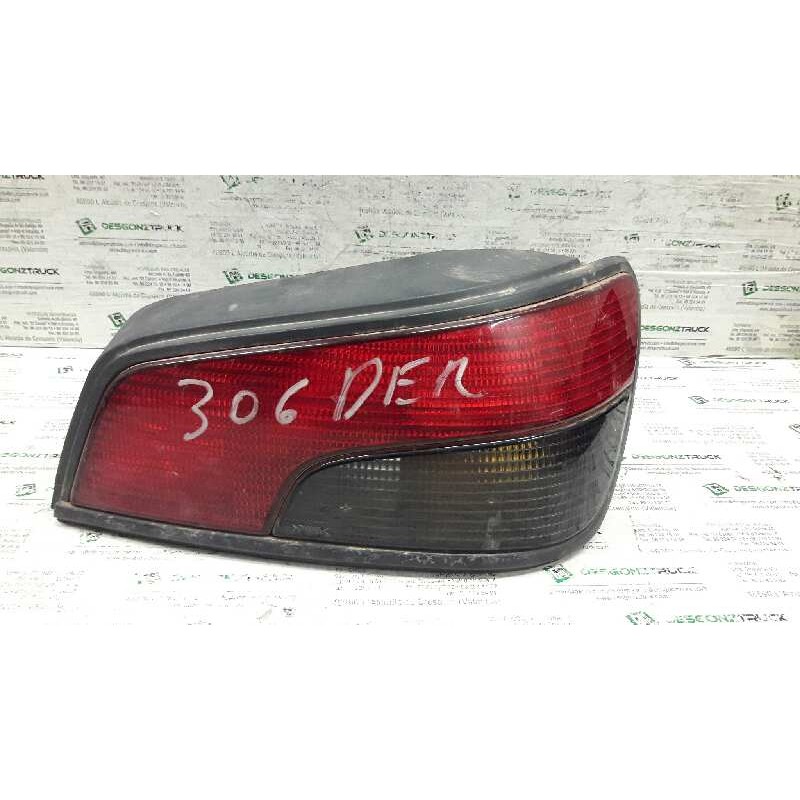 Recambio de piloto trasero derecho para peugeot 306 berlina 3/5 puertas (s1) graffic referencia OEM IAM   