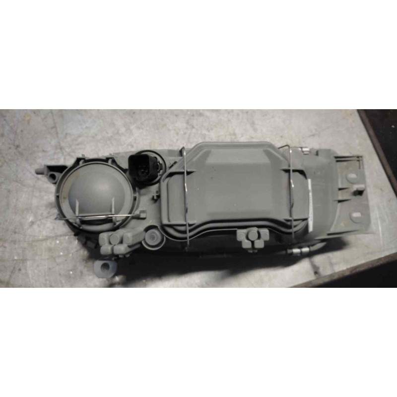 Recambio de faro derecho para ford fiesta berlina básico referencia OEM IAM  NUEVO 2