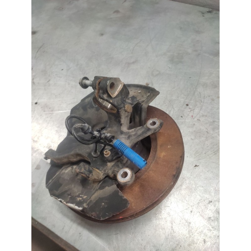 Recambio de mangueta delantera derecha para bmw serie 3 berlina (e46) 320d referencia OEM IAM - Negro 2