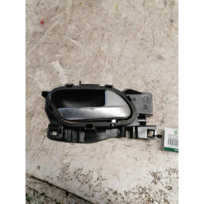 Recambio de maneta interior delantera derecha para peugeot 208 style referencia OEM IAM 96555516  