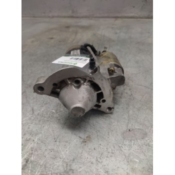 MANGUETA DELANTERA IZQUIERDA M000T86081 13 DIENTES