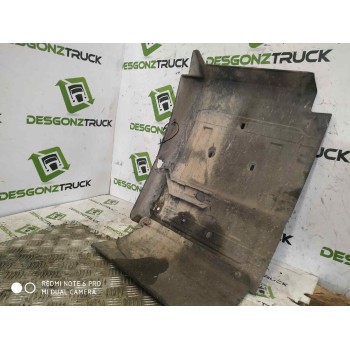 Recambio de guardabarros delantero derecho para iveco eurocargo 05.03  fg 75 e tráfico urbano referencia OEM IAM   