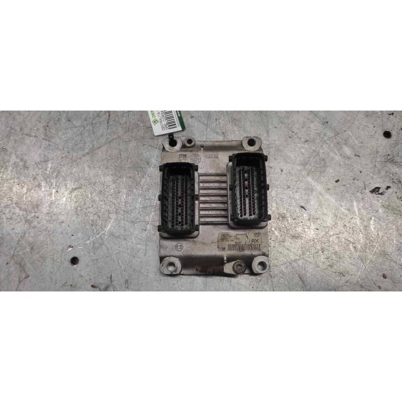 Recambio de centralita motor uce para opel corsa c club referencia OEM IAM 24443796 26SA8096 