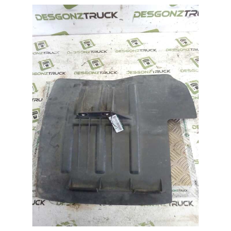 Recambio de guardabarros delantero izquierdo para iveco stralis (as) fg /fp  4x2 gran espacio referencia OEM IAM 504067512  