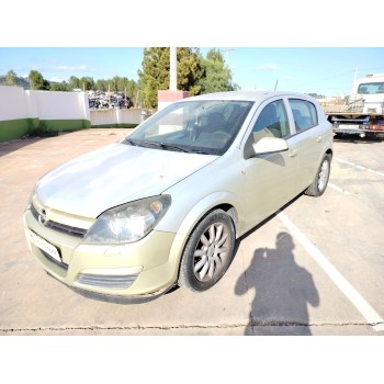 opel astra h berlina del año 2004