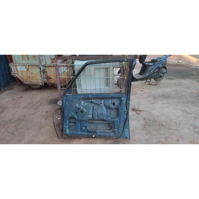 Recambio de puerta delantera derecha para mitsubishi montero (v20/v40) 2.5 turbodiesel referencia OEM IAM 2