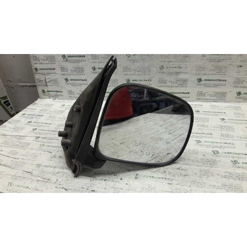 Recambio de retrovisor derecho para nissan serena (c23m) 2.0 se referencia OEM IAM   