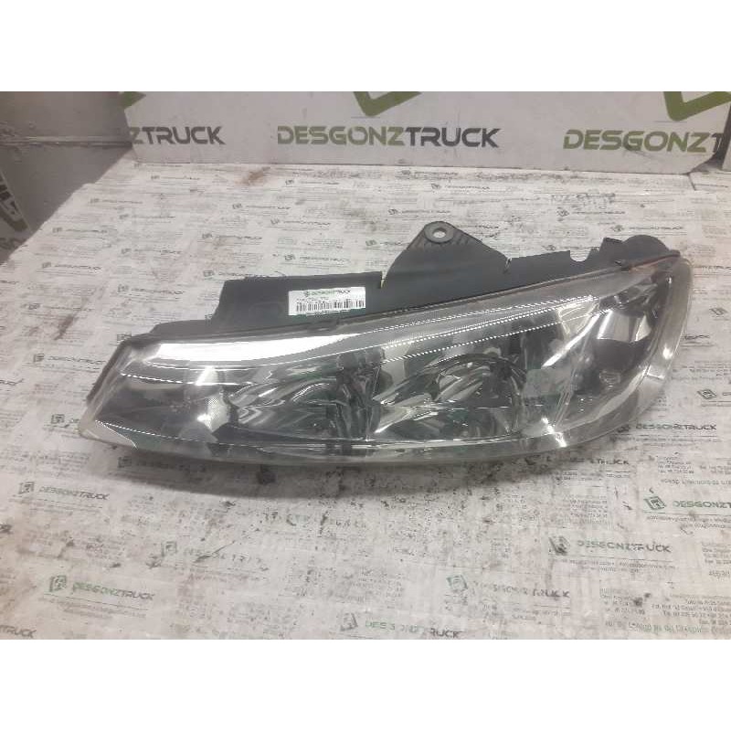 Recambio de faro izquierdo para peugeot 406 berlina (s1/s2) sr referencia OEM IAM   