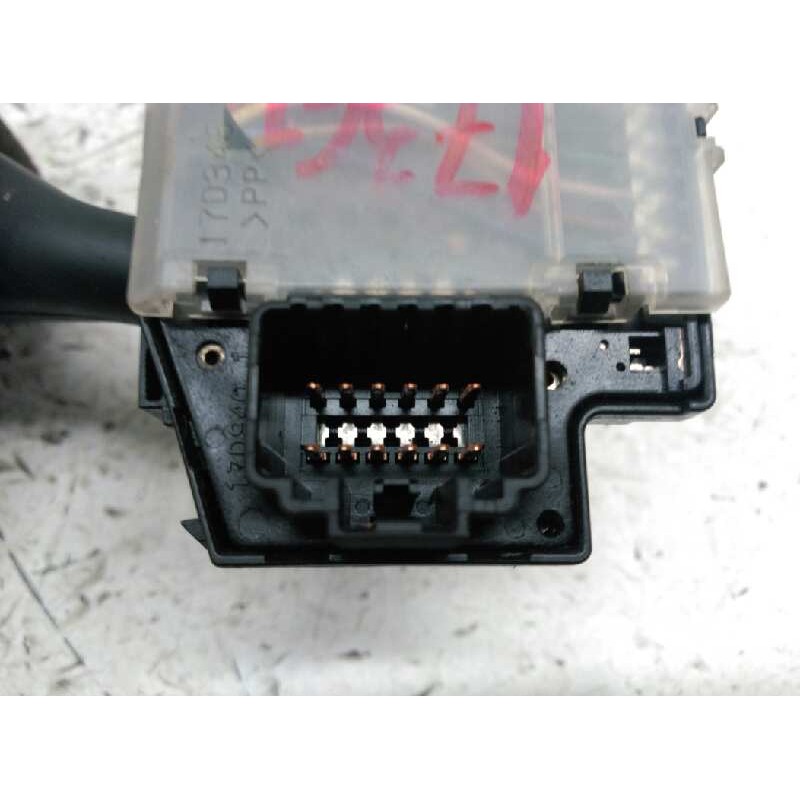 Recambio de mando limpia para ford focus berlina (cap) ghia referencia OEM IAM 1350067 - Azul 3