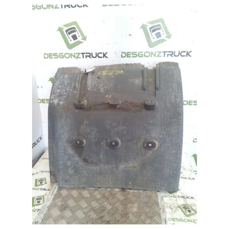 Recambio de guardabarros trasero izquierdo para scania serie p/g/r (l-clase) fsa g420 (4x2) corto cg 14 referencia OEM IAM   