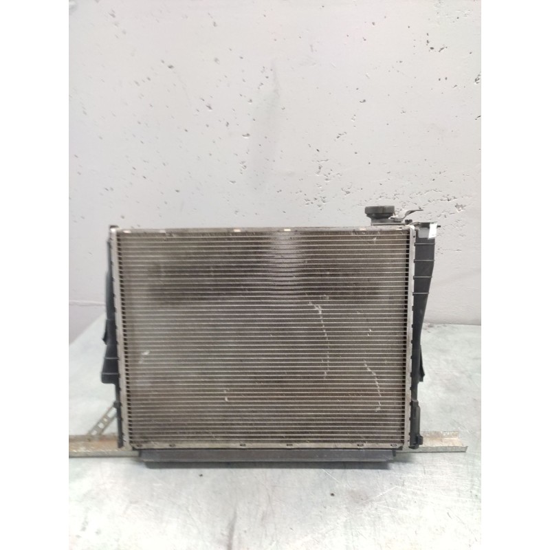 Recambio de radiador agua para bmw serie 3 berlina (e46) 320d referencia OEM IAM - Negro 2