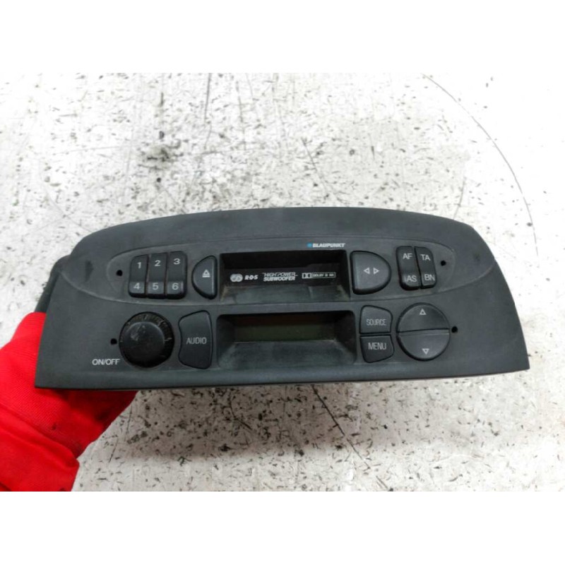 Recambio de sistema audio / radio cd para fiat punto berlina (176) 60 cult referencia OEM IAM 021420 BP9374Y4731054 