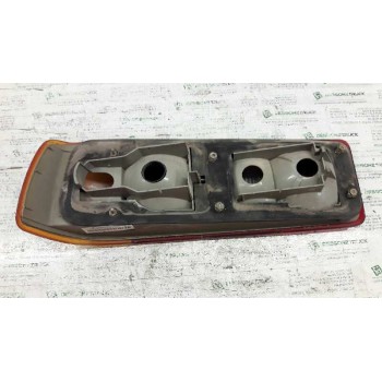 Recambio de piloto trasero derecho para ford sierra berlina cl referencia OEM IAM 87BG13A602  