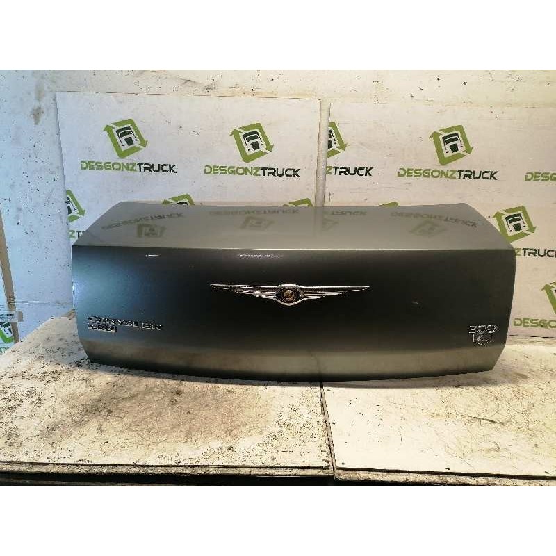 Recambio de tapa maletero para chrysler 300 c 3.0 crd referencia OEM IAM   