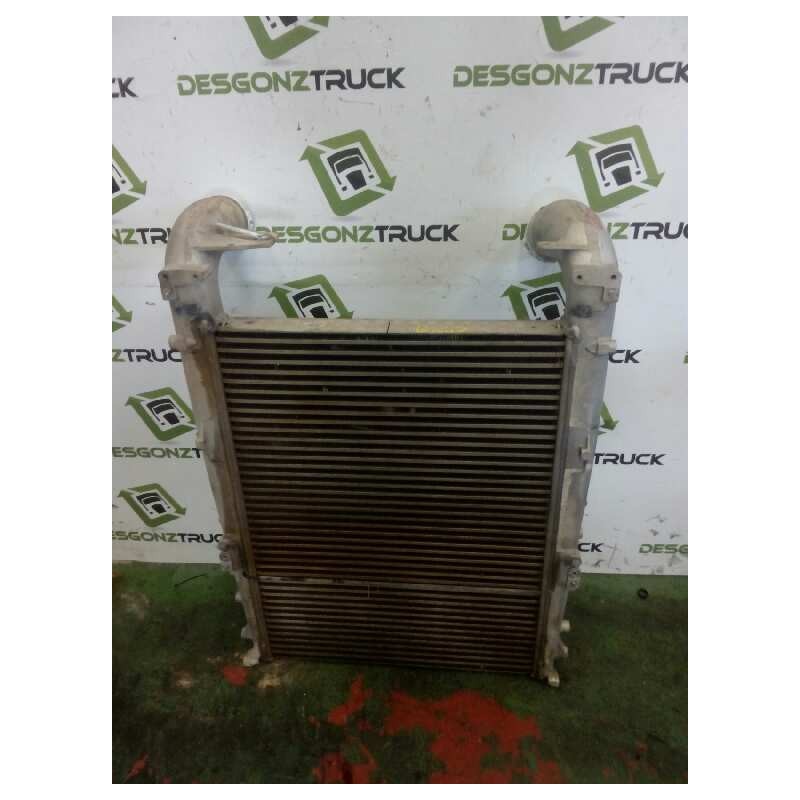 Recambio de intercooler para renault premium route 2006 fas 4x2 larga distancia referencia OEM IAM 7482358714 VV7359002 